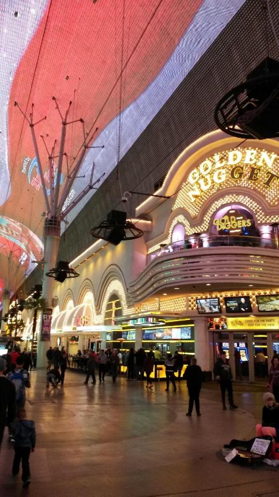 Fremont Street se svou pověstnou oblohou